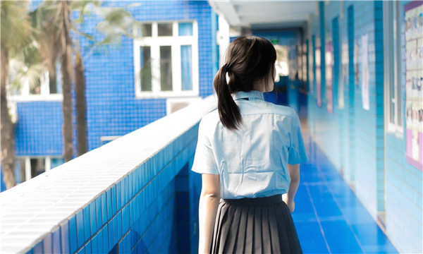芦淞如何找到一个可以帮助我生孩子的女人？